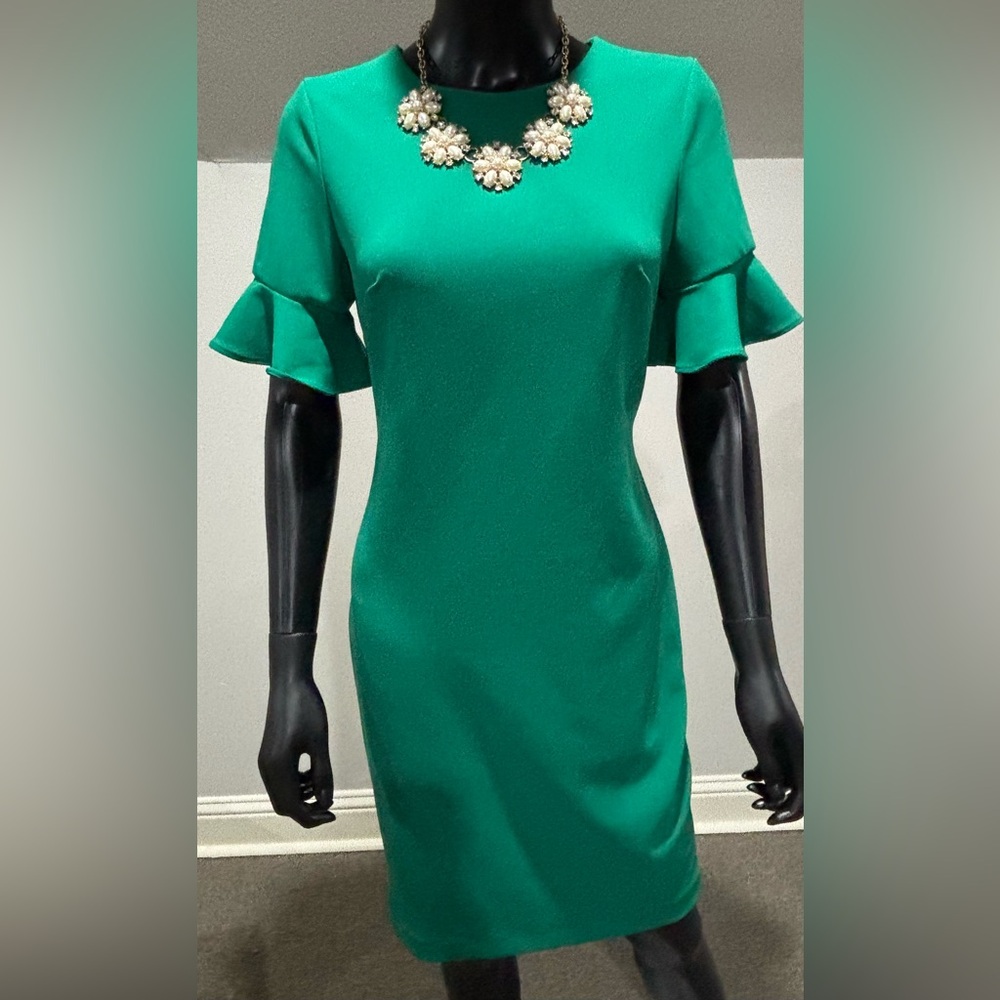 Beautiful Calvin Klein Bell Sleeve Sheath Green Dress 8 $115 - Picture 1 of 8